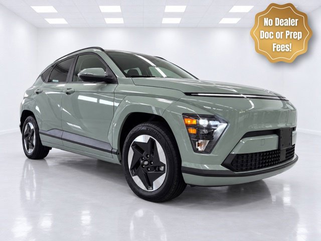 Used 2025 Hyundai Kona SEL FWD image 3