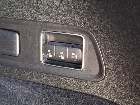 Used 2022 Mercedes-Benz GLS 450 4MATIC image 27