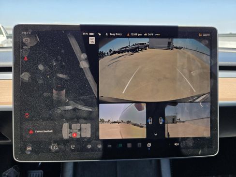 Used 2023 Tesla Model Y AWD image 10