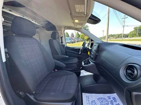 Used 2018 Mercedes-Benz Metris image 17