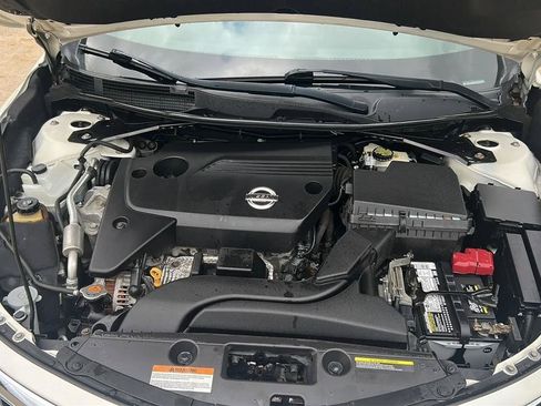 Used 2015 Nissan Altima 2.5 SV w/ Convenience Package FWD image 22