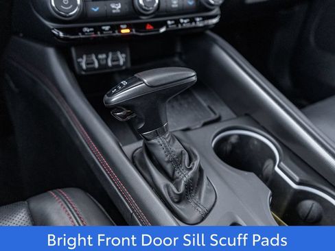 Used 2025 Dodge Durango GT AWD/4WD image 27