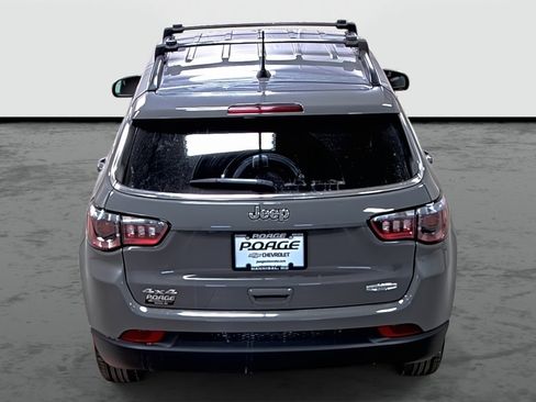 Used 2023 Jeep Compass Latitude w/ Convenience Group image 3