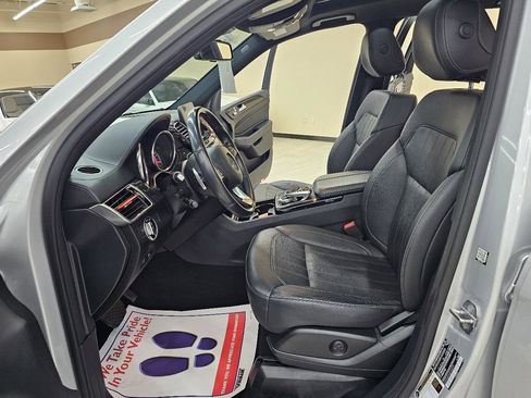 Used 2018 Mercedes-Benz GLS 450 4MATIC w/ Premium Package image 18