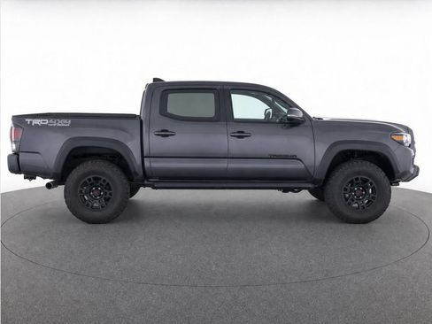Used 2021 Toyota Tacoma TRD Off-Road w/ Technology Package AWD/4WD image 6