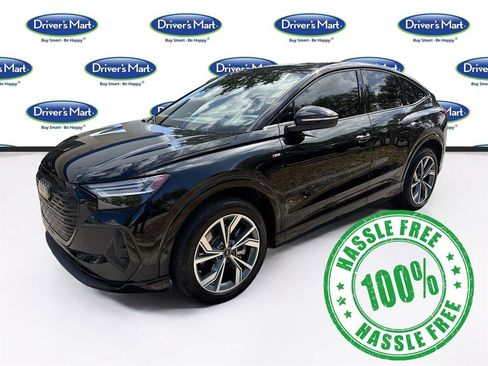 Used 2023 Audi Q4 e-tron Prestige w/ Black Optic Package AWD/4WD image 3