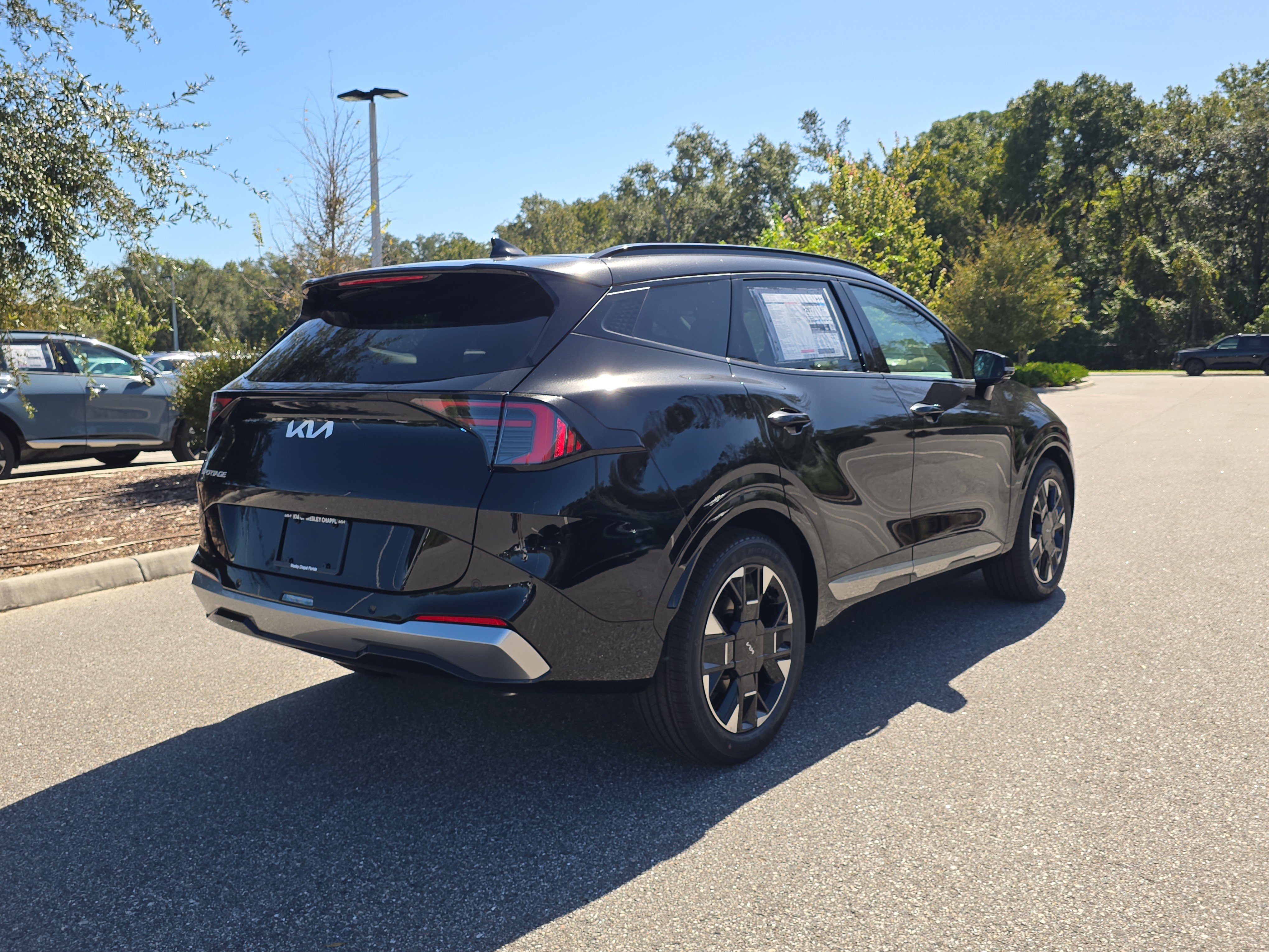 New 2027 Kia Sportage SX FWD image 8