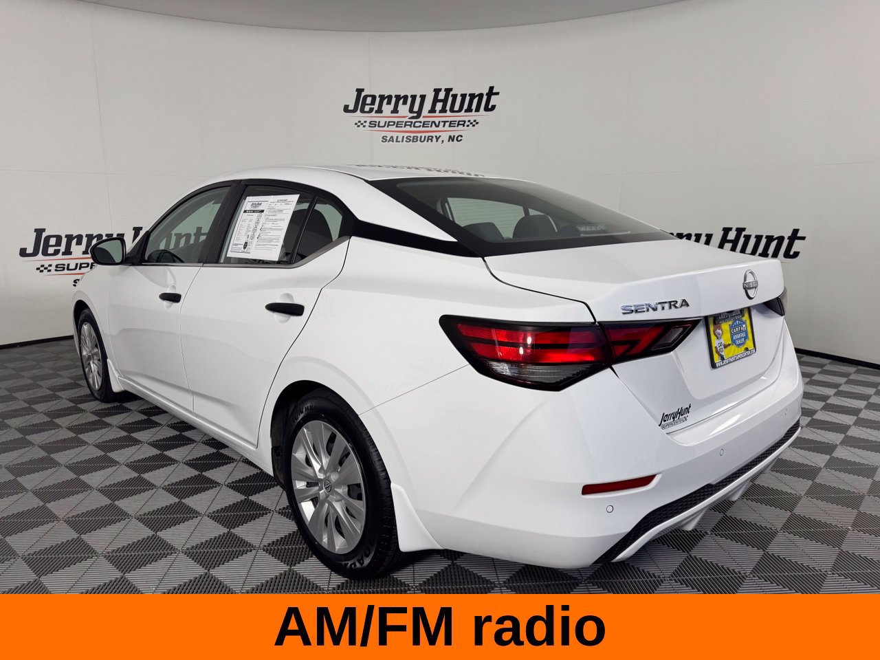 Used 2025 Nissan Sentra S FWD image 10