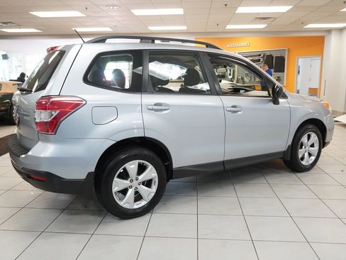 Used 2015 Subaru Forester 2.5i w/ Alloy Wheel Package AWD/4WD image 12