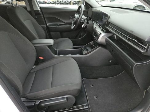 Used 2024 Hyundai Kona SEL w/ Convenience Package image 30