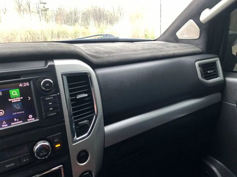 Used 2019 Nissan Titan PRO-4X w/ Pro-4x Utility Package image 16