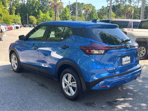 New 2025 Nissan Kicks Play S image 12