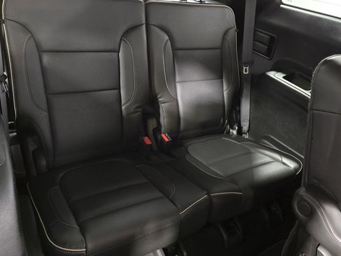 Used 2018 GMC Acadia Denali w/ LPO, Cargo Package image 28