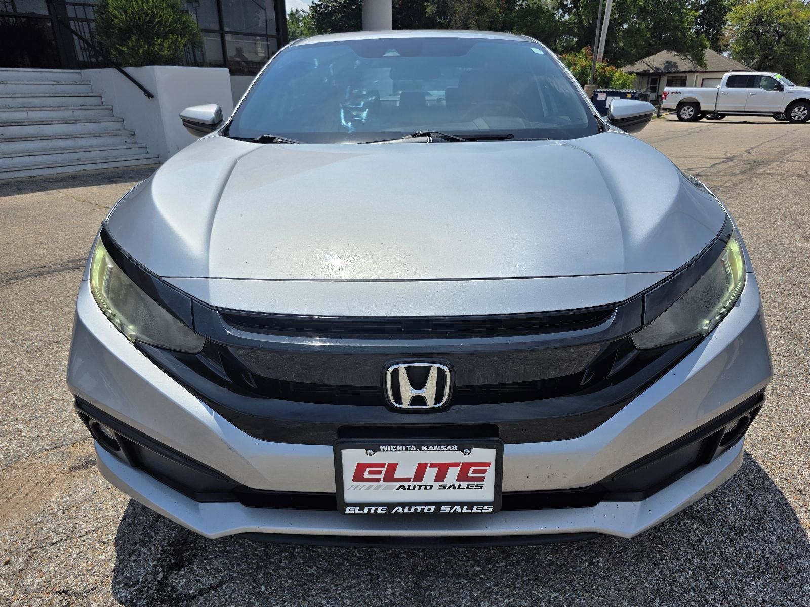 Used 2019 Honda Civic Sport image 2