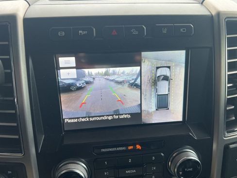 Used 2021 Ford F350 Platinum w/ Tremor Off-Road Package image 12