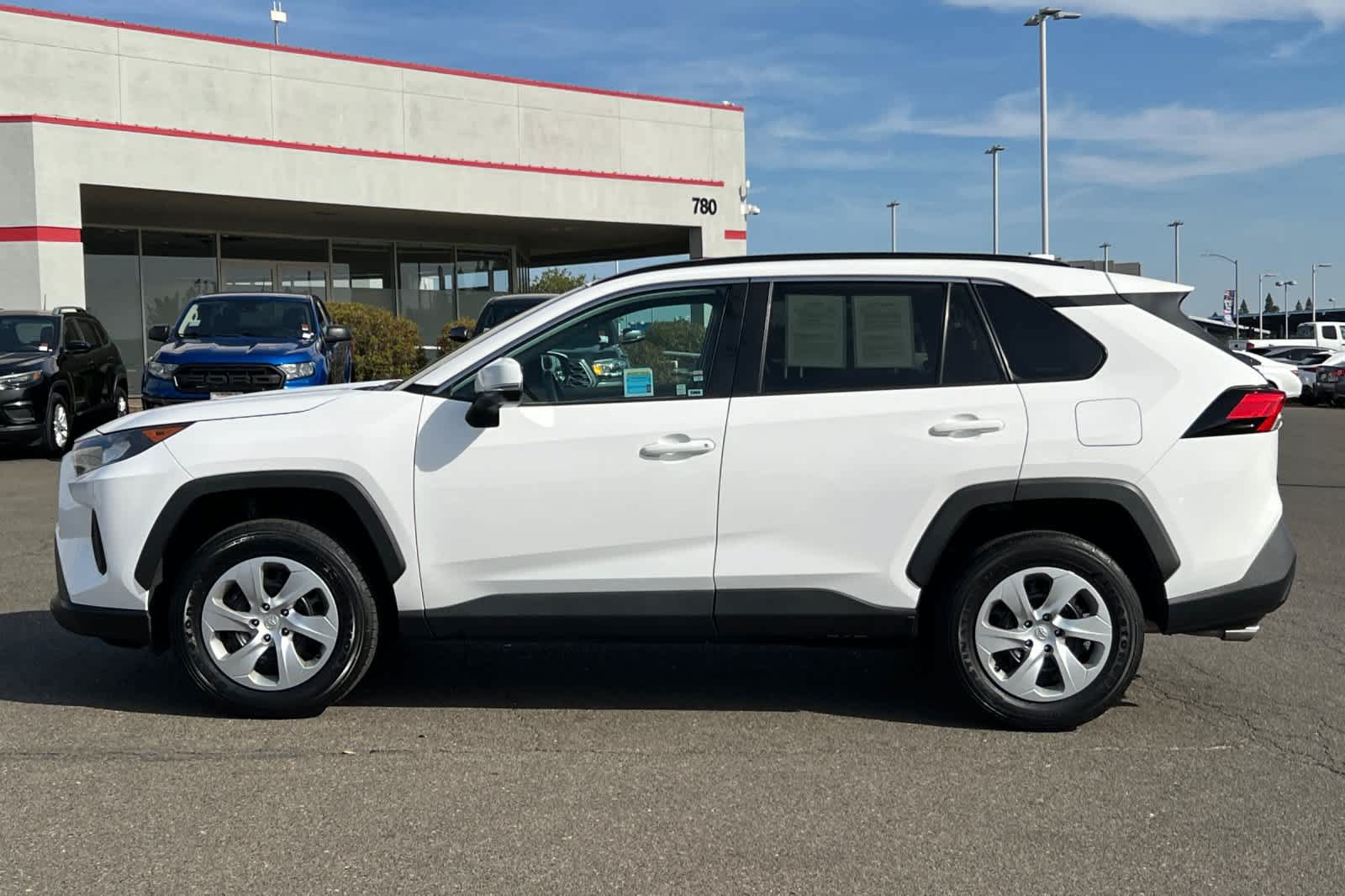 Certified 2021 Toyota RAV4 LE FWD image 9