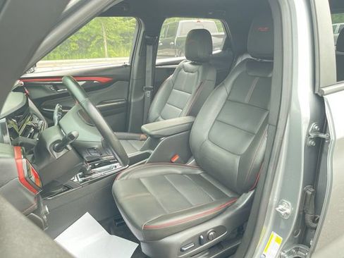Used 2025 Chevrolet TrailBlazer RS FWD image 18