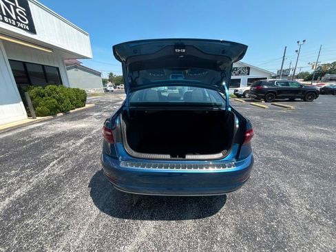 Used 2021 Volkswagen Jetta SE FWD image 21