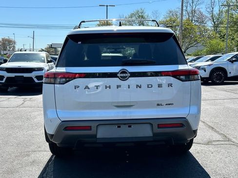 New 2026 Nissan Pathfinder SL AWD/4WD image 3