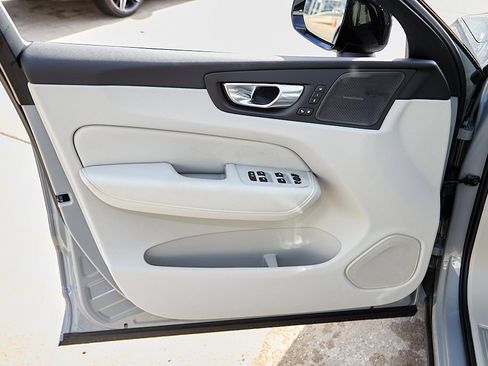 New 2026 Volvo XC60 B5 Ultra w/ Protection Package Premier image 10