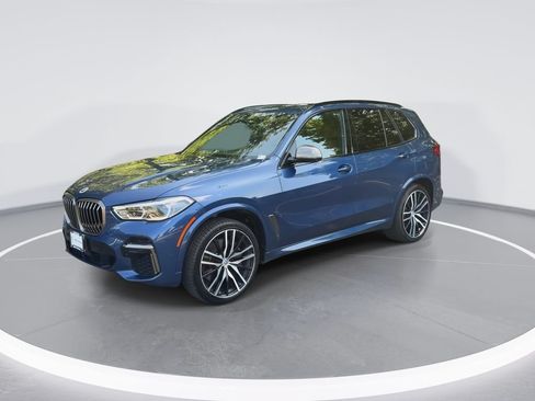 Used 2022 BMW X5 M50i w/ Executive Package AWD/4WD image 4