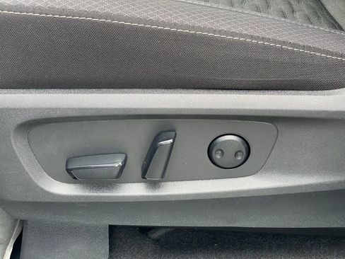 Certified 2024 Nissan Pathfinder SV AWD/4WD image 16