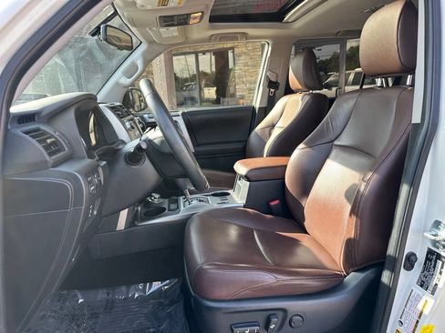 Used 2019 Toyota 4Runner Limited AWD/4WD image 12