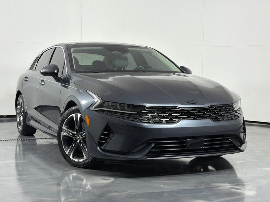 Used 2021 Kia K5 EX w/ EX Premium Package FWD image 2