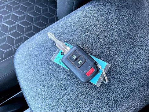 Used 2025 Mitsubishi Outlander Sport ES AWD/4WD image 11