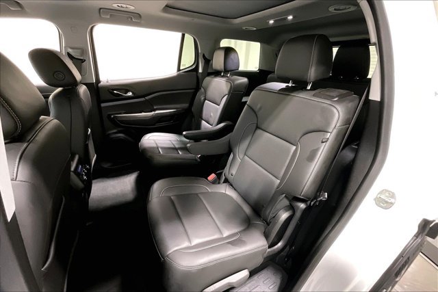 Used 2023 GMC Acadia SLT w/ Preferred Package AWD/4WD image 26