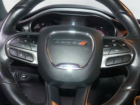 Used 2020 Dodge Challenger SXT w/ Plus Package image 28