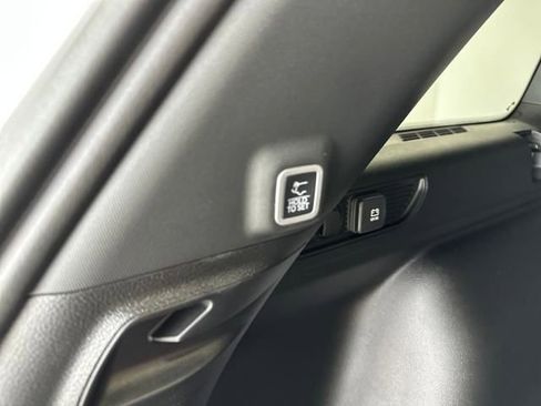 New 2025 Jeep Grand Cherokee Laredo w/ Luxury Tech Group I image 7