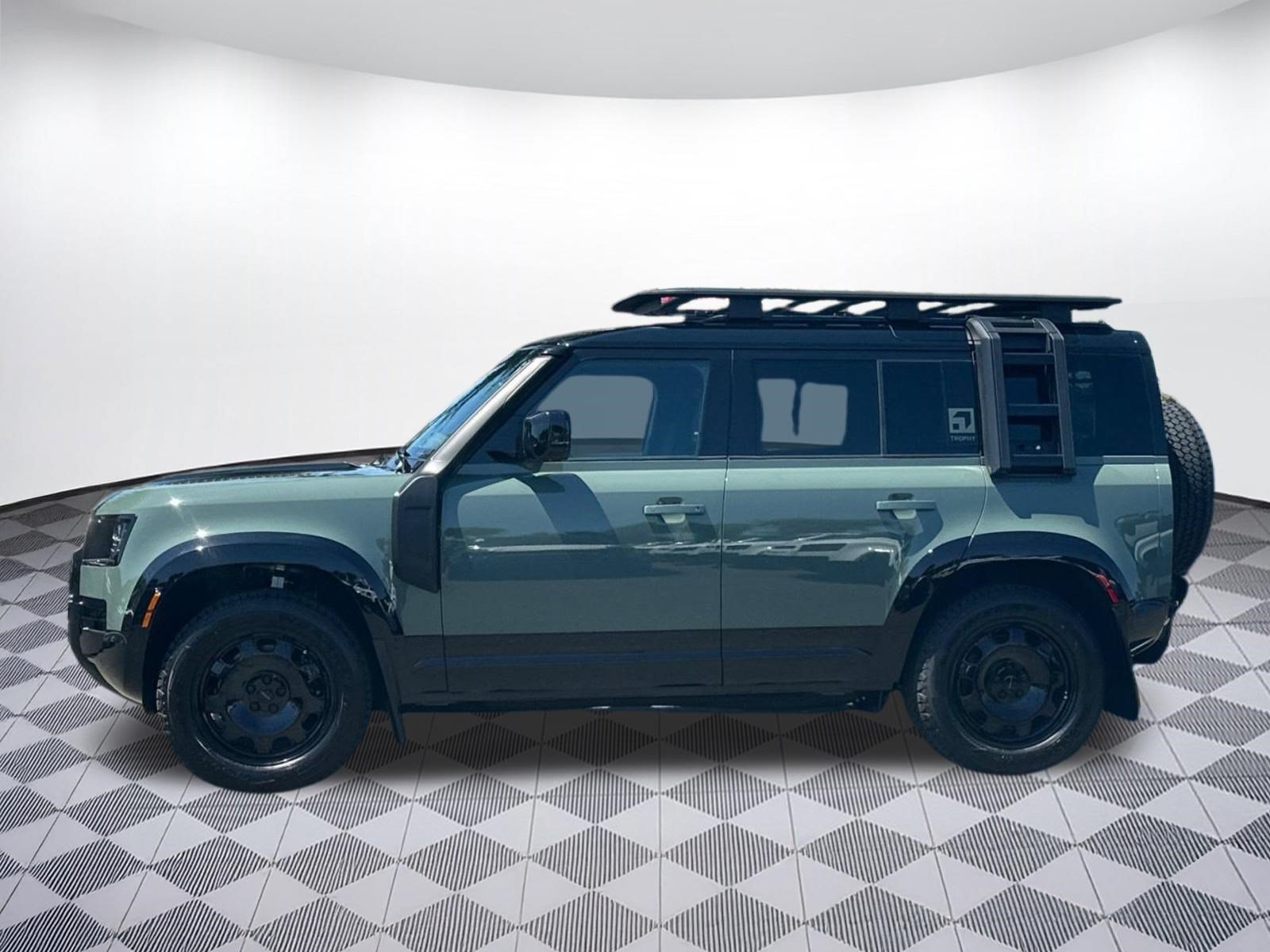 New 2026 Land Rover Defender 110 Trophy Edition AWD/4WD image 2