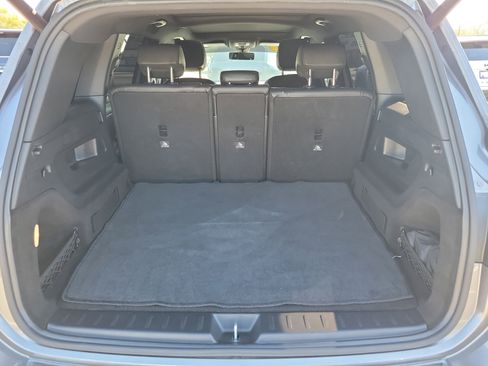 Used 2021 Mercedes-Benz GLB 250 4MATIC w/ Premium Package image 14