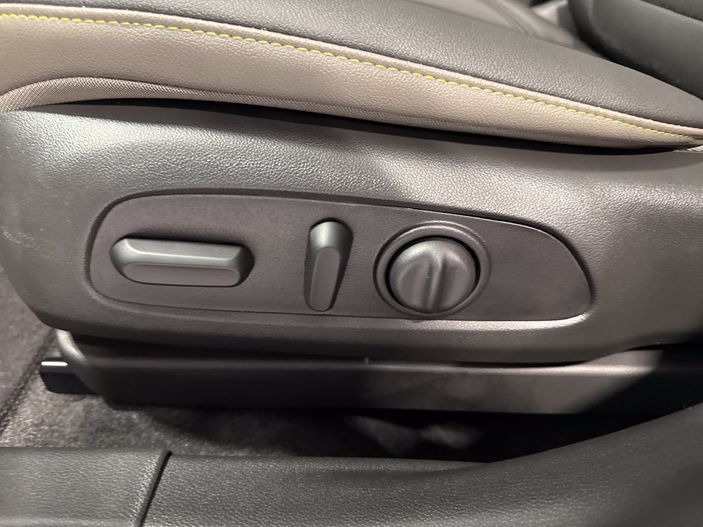 New 2026 Chevrolet Trax ACTIV w/ Driver Confidence Package FWD image 23