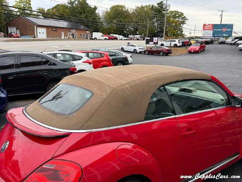 Used 2013 Volkswagen Beetle 2.0T image 26