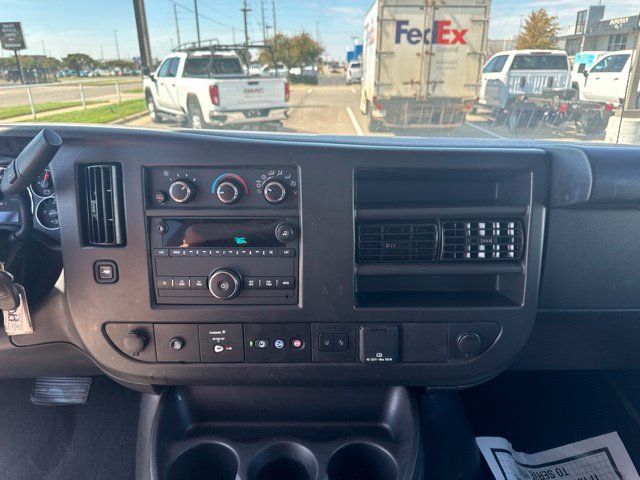 Used 2024 Chevrolet Express 3500 LT w/ LT Preferred Equipment Group RWD image 9