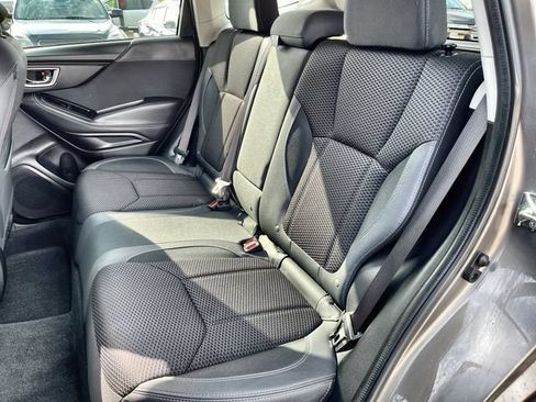 Used 2019 Subaru Forester Premium w/ All-Weather Package AWD/4WD image 26