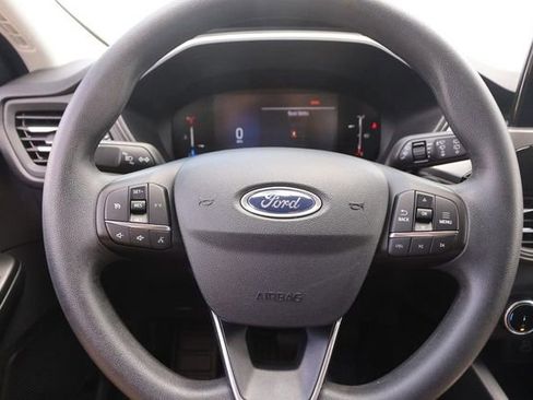 Certified 2025 Ford Escape Active AWD/4WD image 10