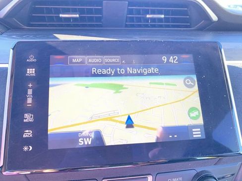 Used 2018 Honda Clarity Touring image 9