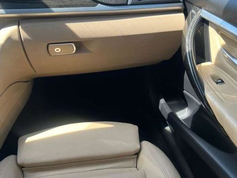 Used 2017 BMW 330i Sedan image 23