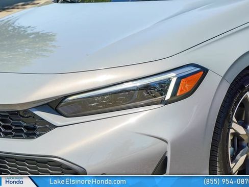 Certified 2025 Honda Civic Sport Touring image 5