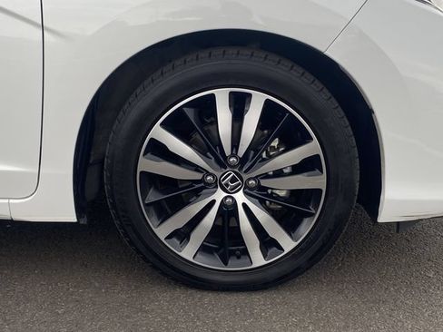Used 2020 Honda Fit EX image 8