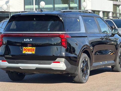 New 2026 Kia Carnival EX image 5