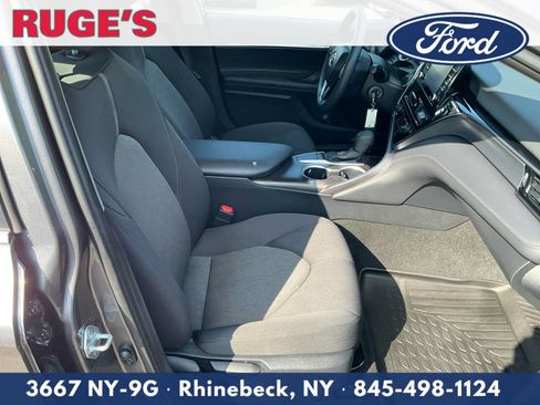 Used 2023 Toyota Camry LE FWD image 11