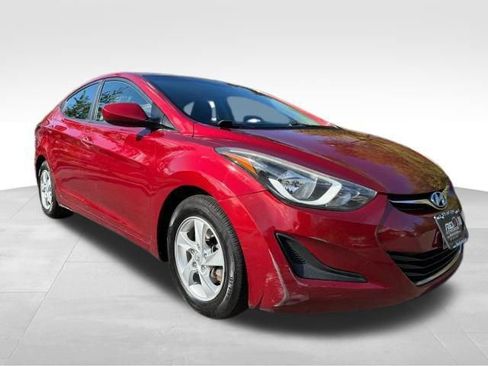 Used 2015 Hyundai Elantra SE image 9