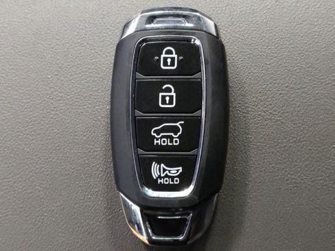 Used 2020 Hyundai Santa Fe SEL w/ Cargo Package FWD image 32