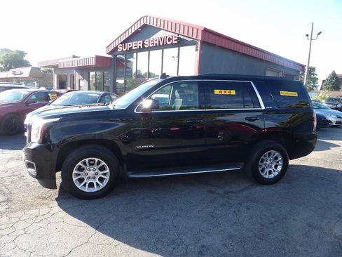 Used 2016 GMC Yukon SLE AWD/4WD image 2