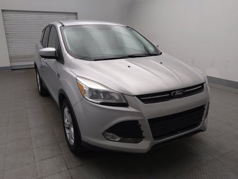 Used 2016 Ford Escape SE FWD image 14