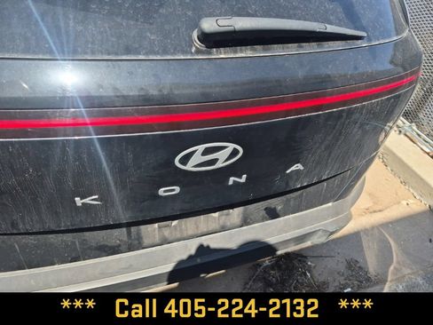 Used 2025 Hyundai Kona SEL FWD image 14